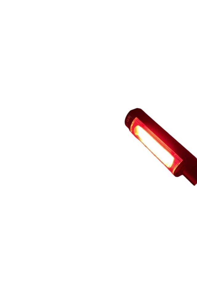 Çok Amaçlı Magnetli Led Fener 3 Fonksiyonlu 5w
