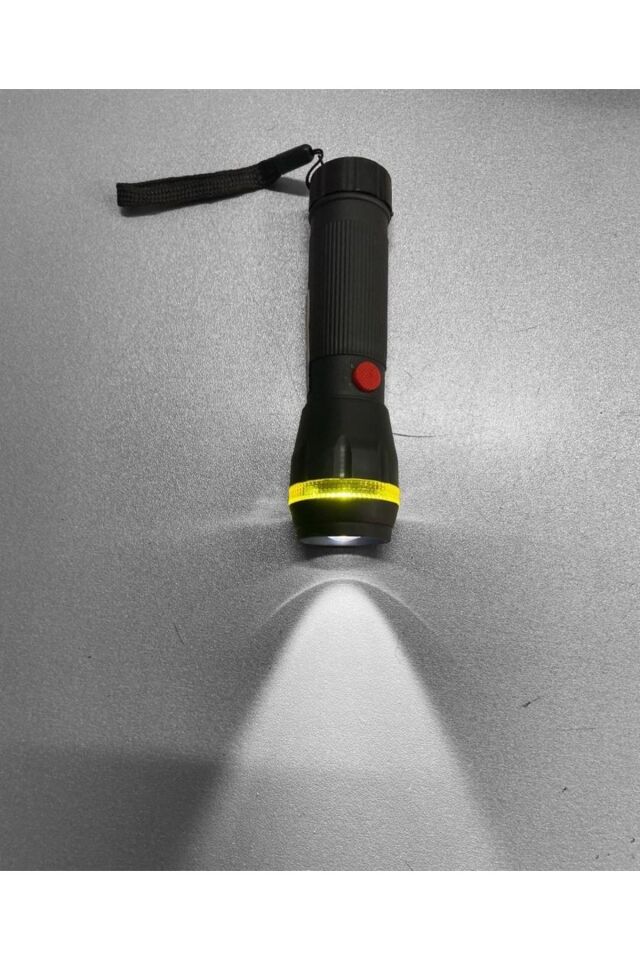 El Feneri Ve 2 Adet Acil Durum Düdüğü - Zoom'lu Deprem El Feneri & 2 Adet Deprem Düdüğü