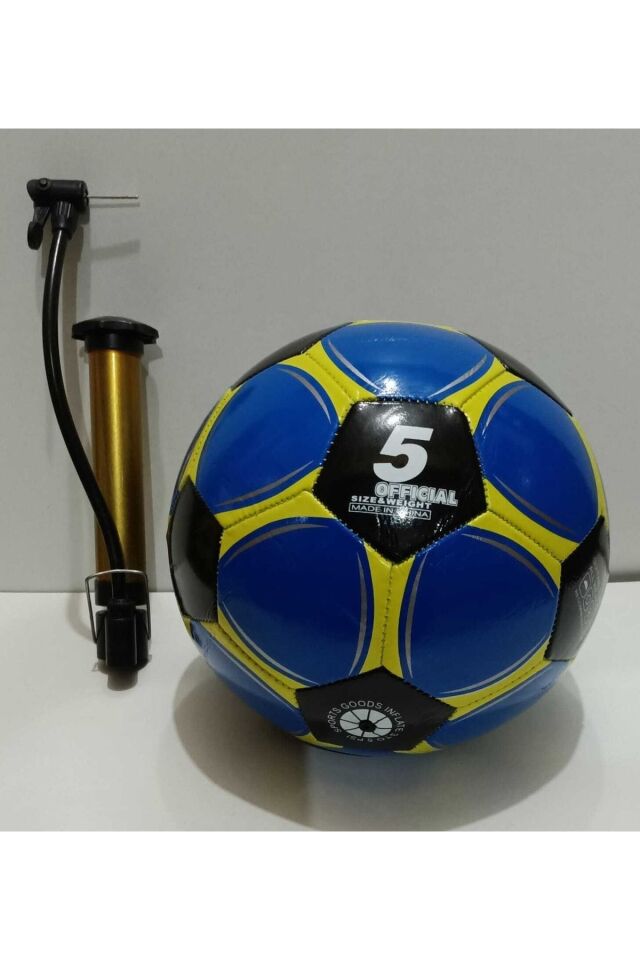 Futbol Topu Ve Şişirme Pompası