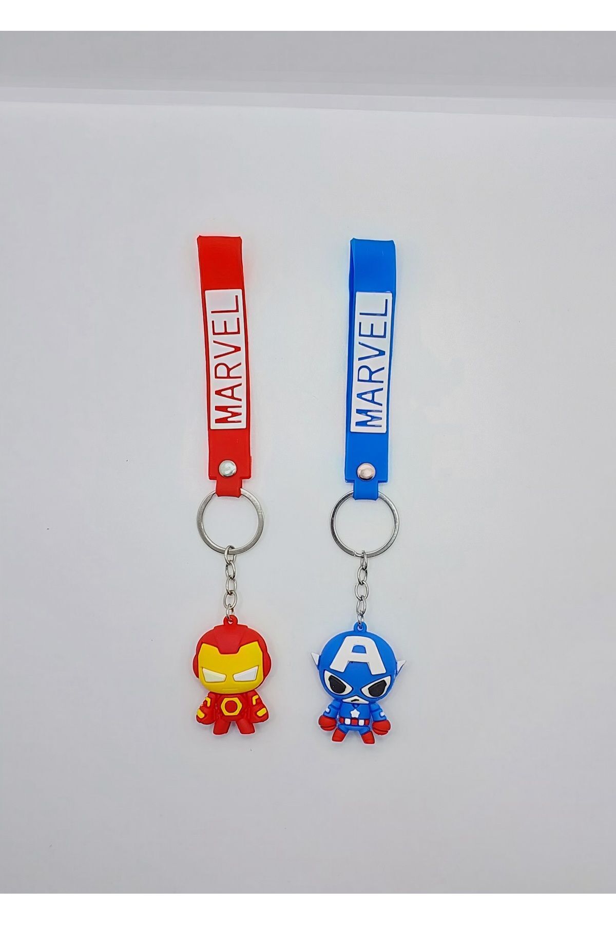 Marvel Avengers Iron Man & Kaptan Amerika Karakter Anahtarlık