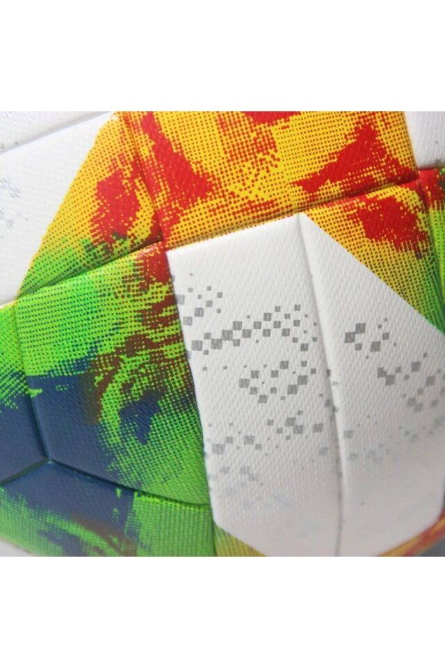 Lazer Kesim Futbol Topu 420 gram Maç ve Antreman Topu Tiricolore Tasarımı